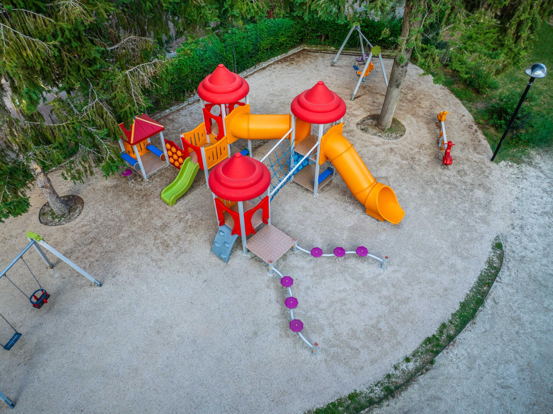 holzhof in italia Struttura ludica multiattivit&agrave; per parchi comunali e camping - Marche