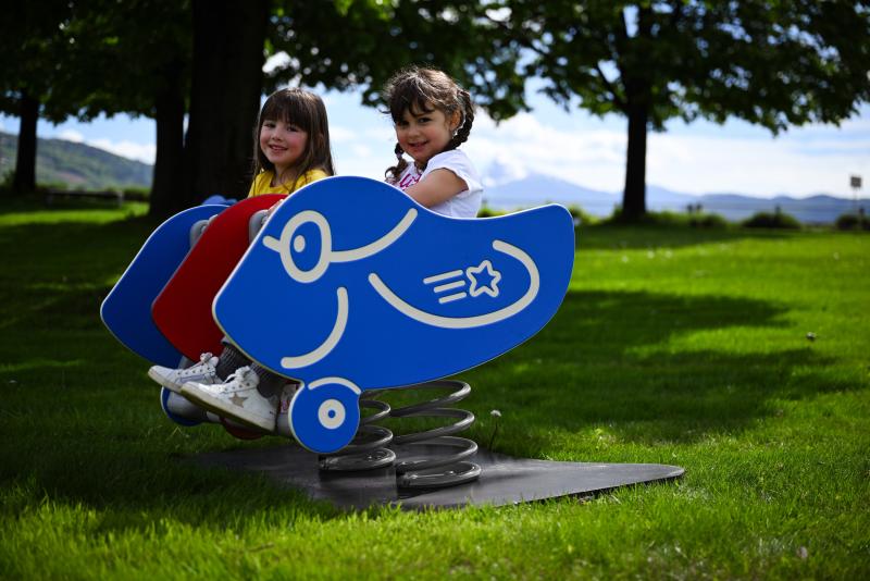 playgrounds spring riders line topfun xum18