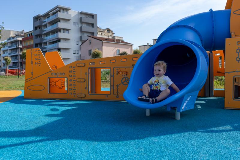 parchi strutture a tema yellow submarine xo51g
