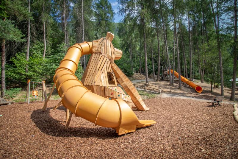 parchi fantasy ursus seduto xfy280