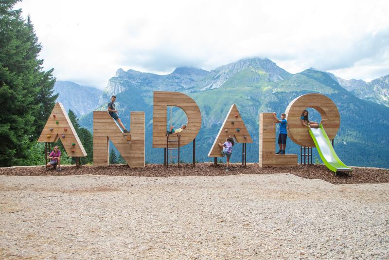 in paganella un nuovo parco giochi diffuso