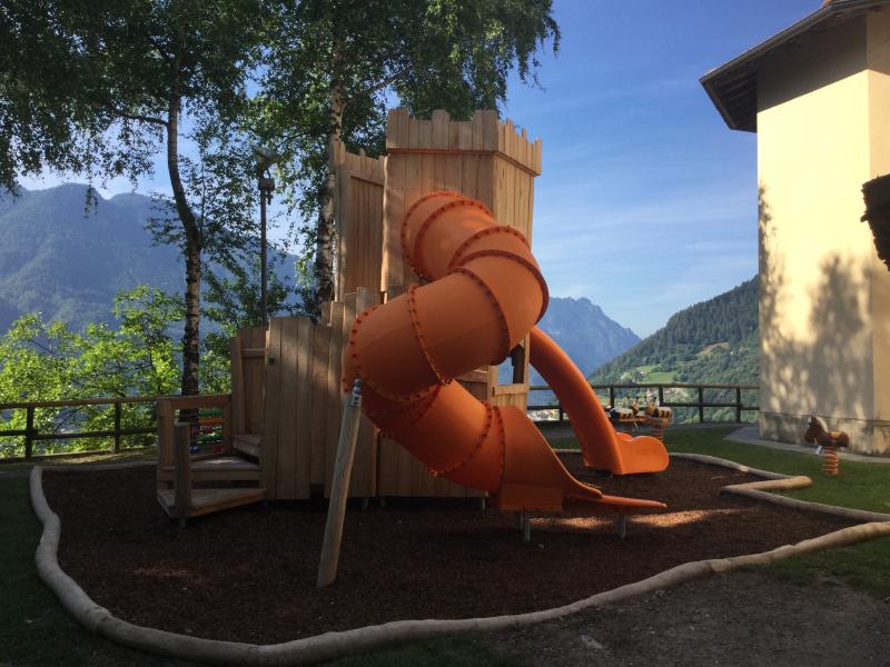 holzhof in italia Torretta gioco per bambini, ideale per parchi comunali e giardini scolastici - Trentino
