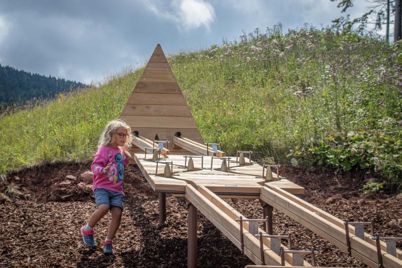 in paganella un nuovo parco giochi diffuso